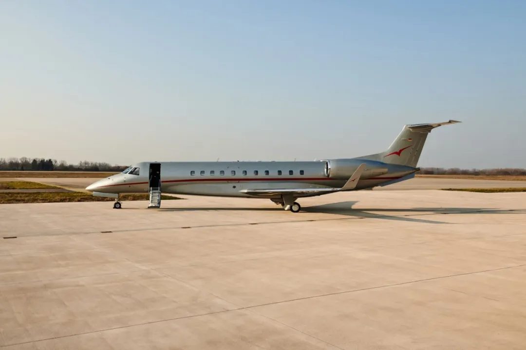 維思達(dá)公務(wù)機(jī)巴航工業(yè)系列（Embraer）公務(wù)機(jī)